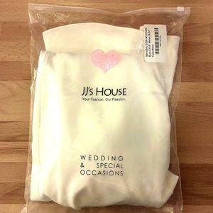 JJ's House Supper Cute Ivory Dress